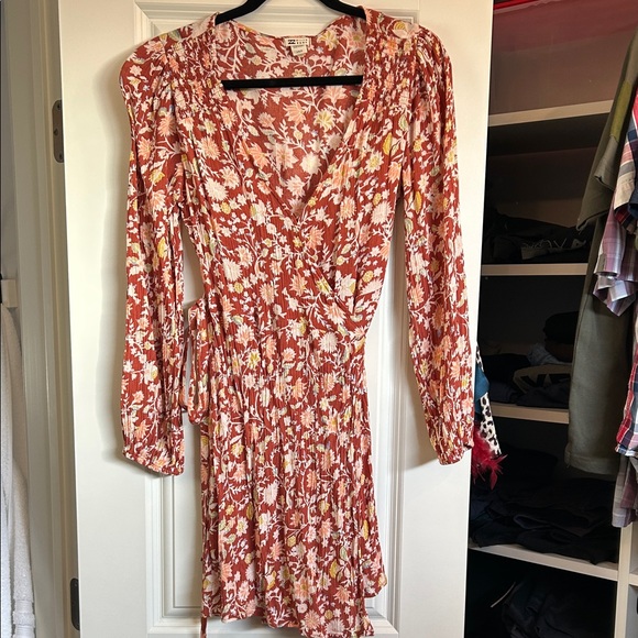 Billabong Floral Long Sleeve Dress - Picture 2 of 3
